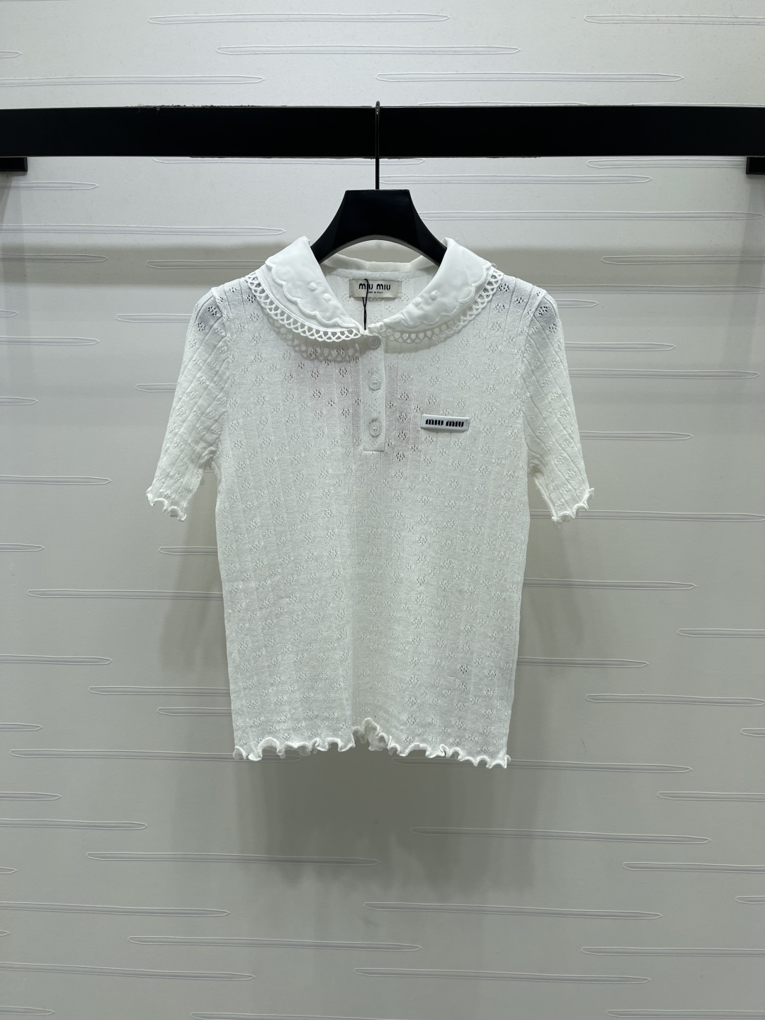 Women's short sleeves